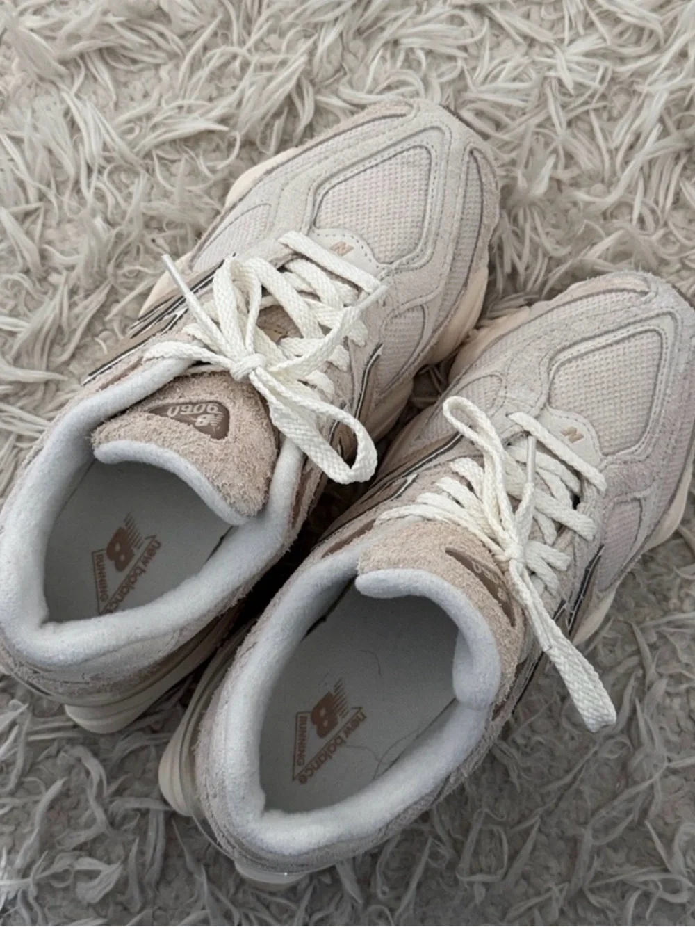 New Balance 9060 Sneakers Bisque Sea Salt